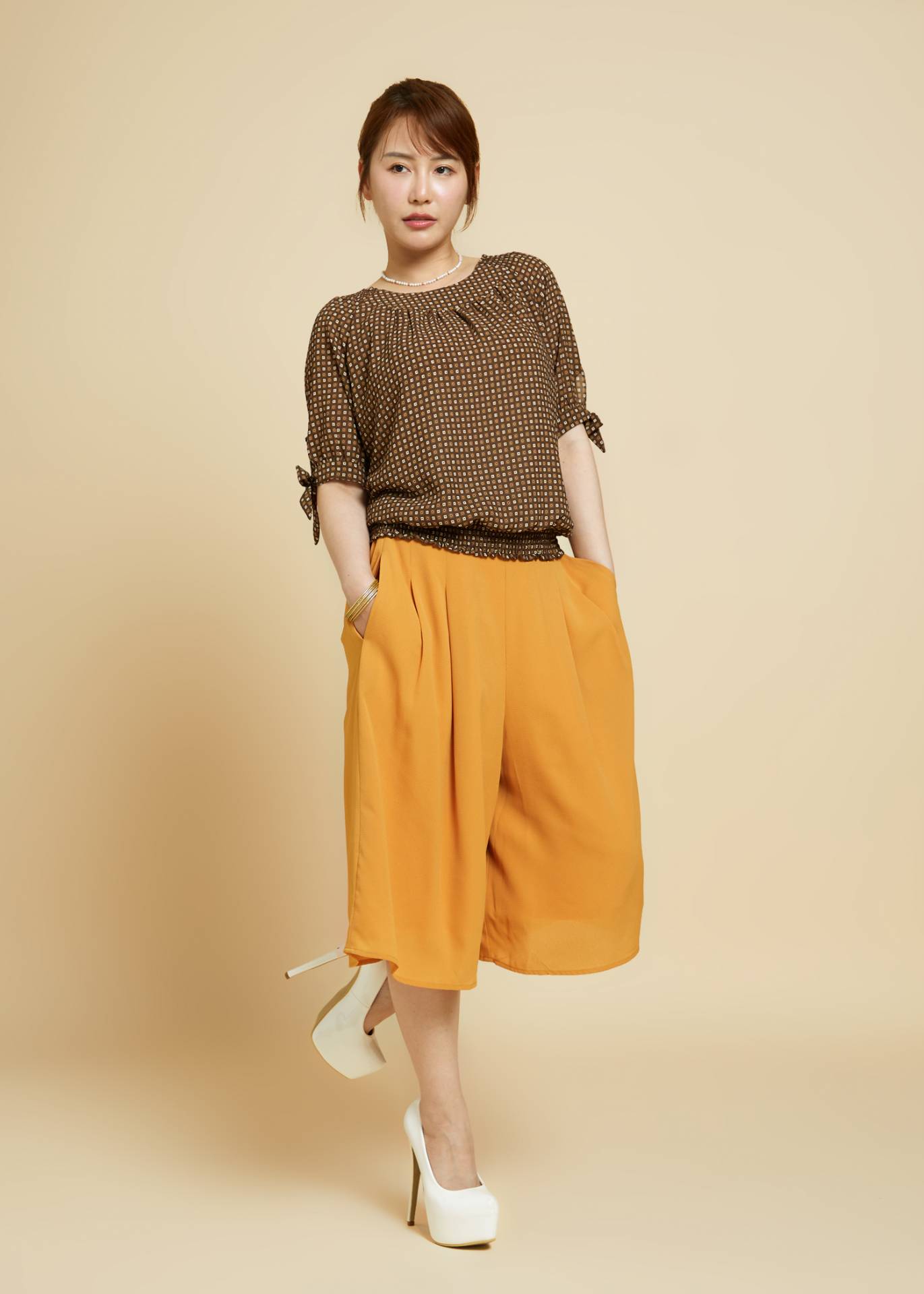 吉炘上衣-黃咖啡|徐躍之首創基因色彩